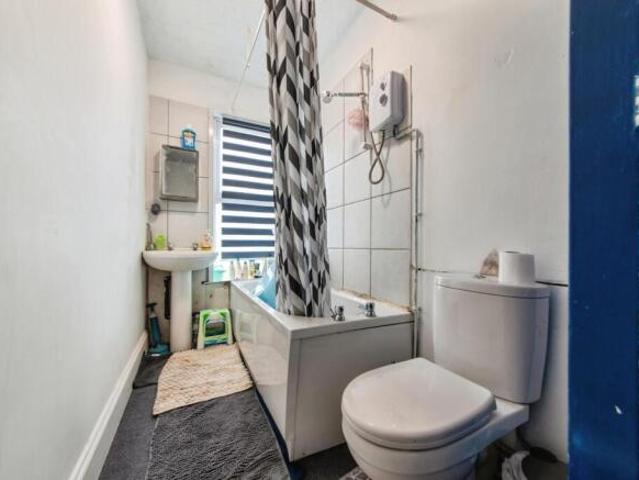 Cottage for sale in New Boultham, Brayford