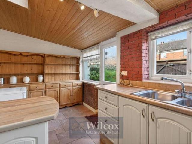 Cottage for sale in Tonge Moor Road Allotments, Bolton