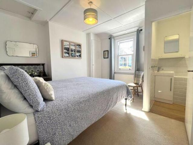 Cottage for sale