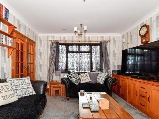 House for sale in Ash, Kent