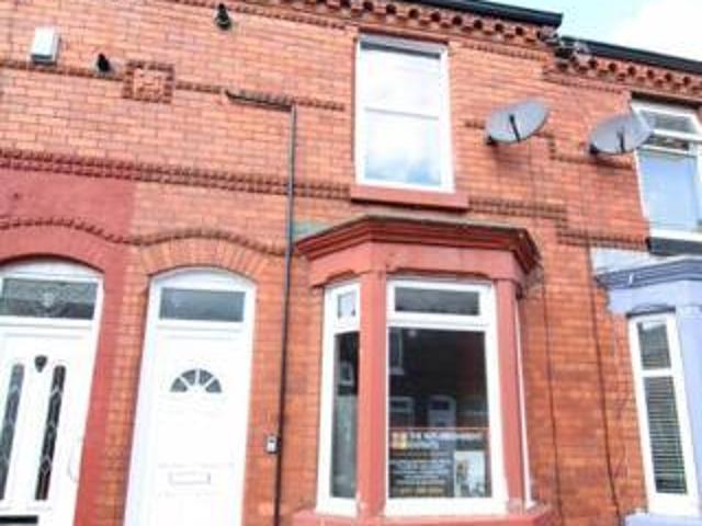 House for sale in Calderstones