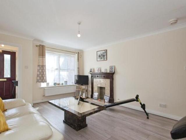 Cottage for sale in Cat Hill