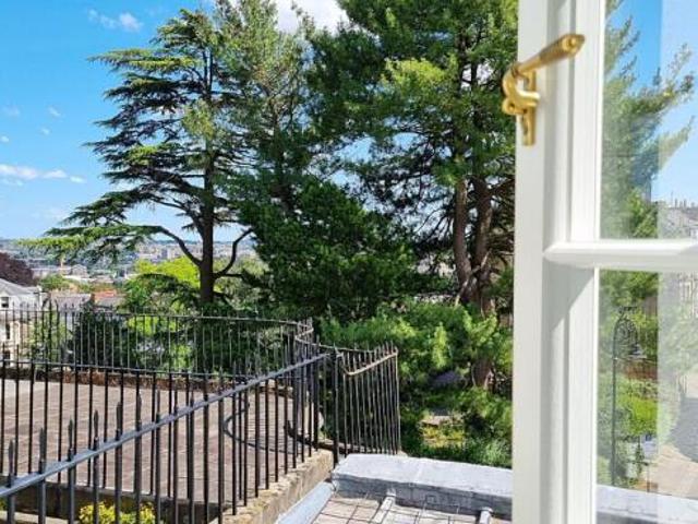 Cottage for sale