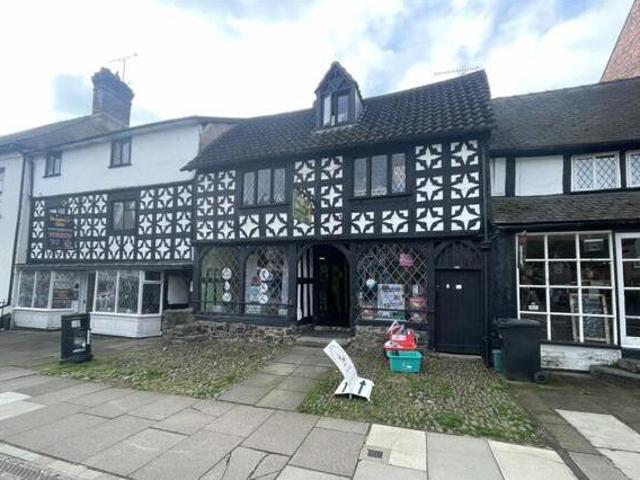 House for sale in Lyons, Greater London