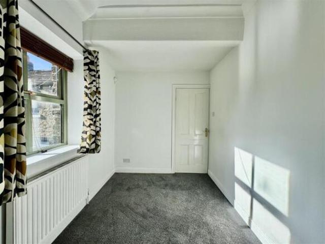 Cottage for sale in Almondbury, West Yorkshire
