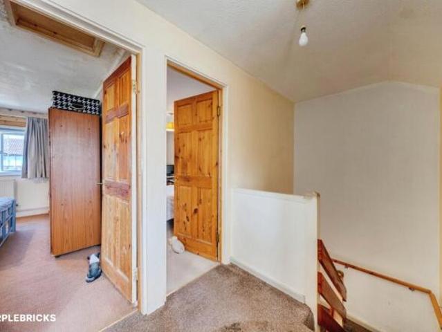 Cottage for sale in Cat Hill