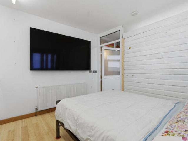 Cottage for sale in Cheylesmore, West Midlands