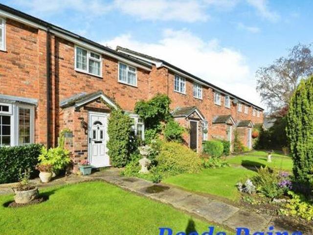 House for sale in Colshaw Farm, Wilmslow