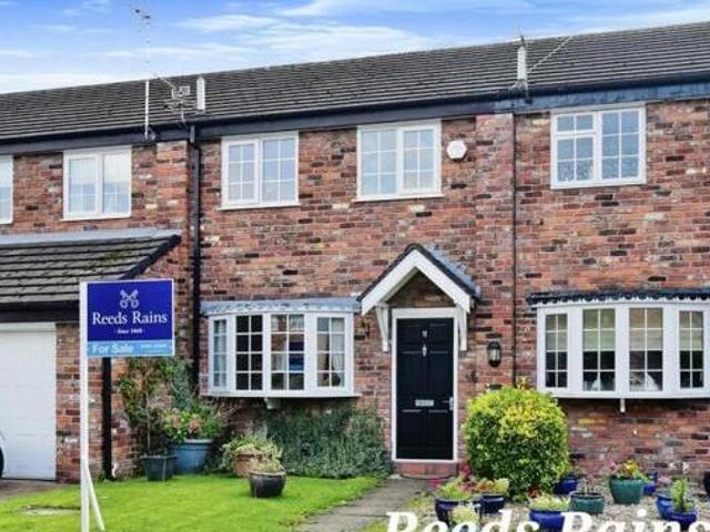 House for sale in Pownall Park, Wilmslow