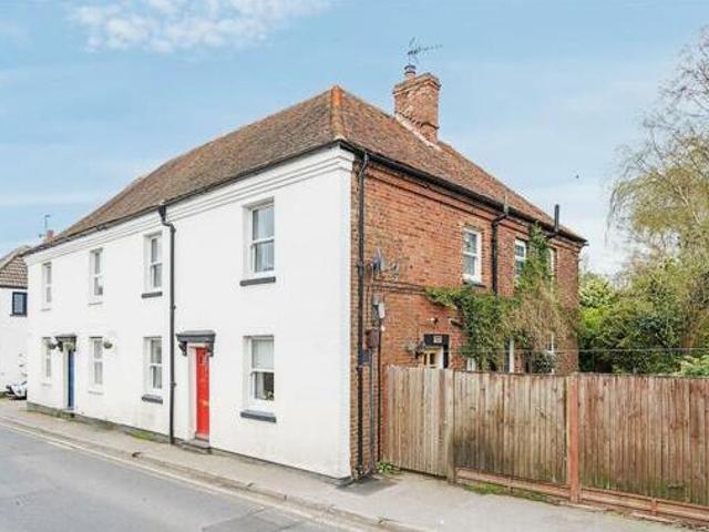 House for sale in Lyons, Greater London