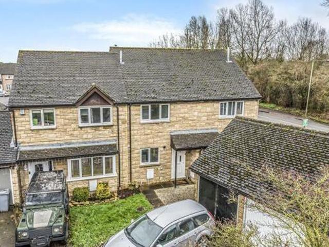 House for sale in Deer Park, Black Bourton