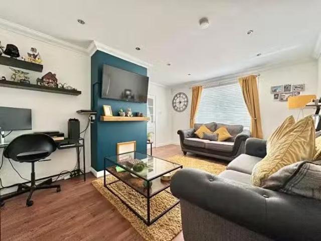 House for sale in Linlithgow Bridge