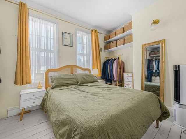 Cottage for sale in Isleworth, Greater London