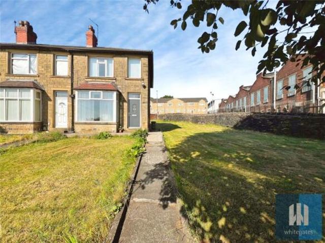 Cottage for sale in Huddersfield, West Yorkshire