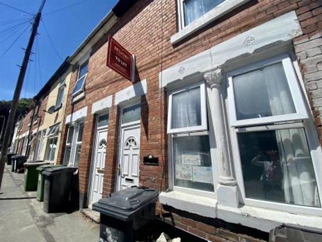 House for rent in Goldthorn Hill, West Midlands