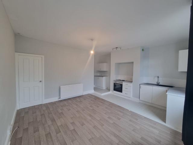 House for rent in Howlett Cross, Robin Hood