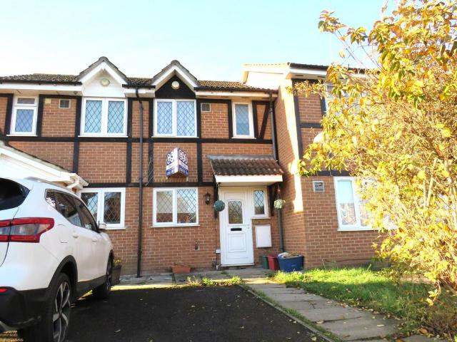 House for rent in London Borough of Hounslow, Greater London