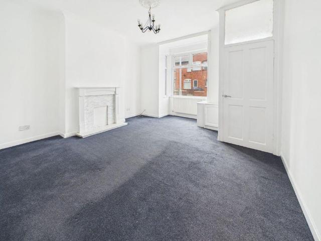 House for rent in Burnedge, Greater Manchester