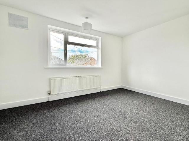 House for rent in Spring Park, Luton