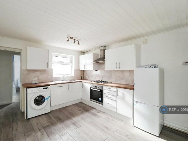 House for rent in Wilmorton, East Midlands