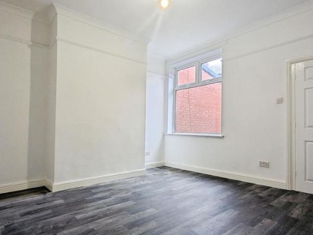 House for rent in Shaw Side, Oldham