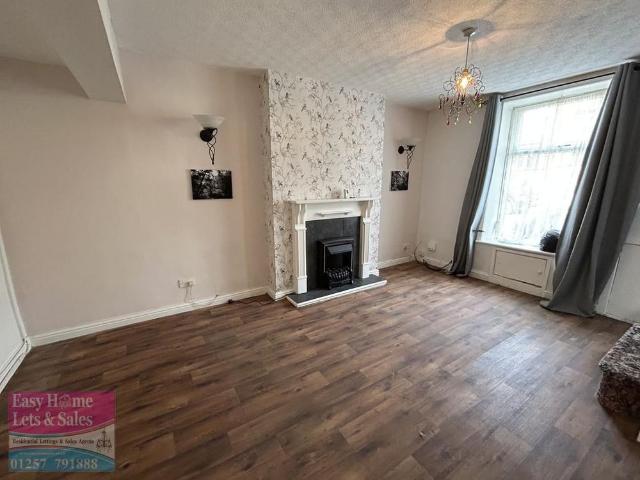 House for rent in Knowle Fold, Darwen