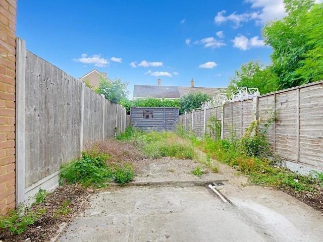 House for rent in Freezywater, Greater London