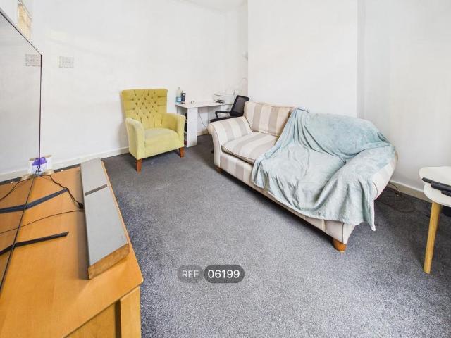House for rent in Glasshoughton, Castleford