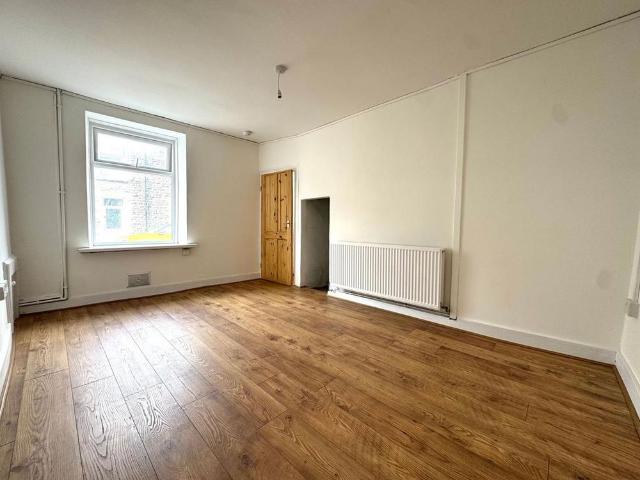 House for rent in Porth, Wales