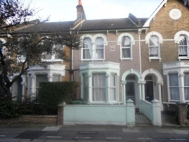 House for rent in London Borough of Lewisham, Ladywell