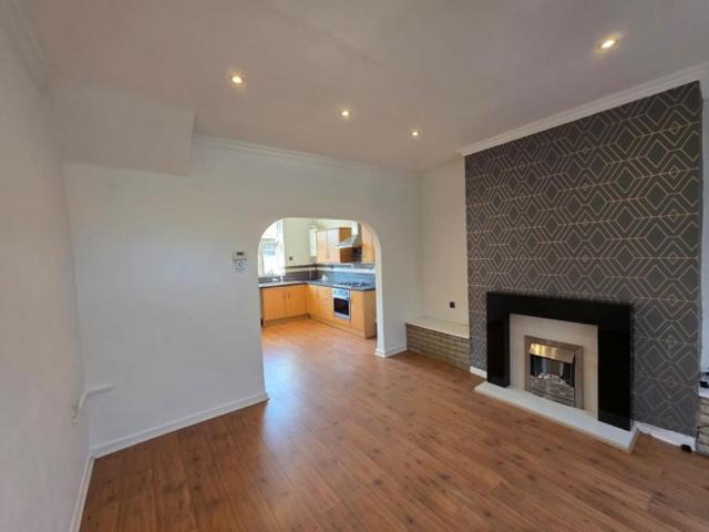 House for rent in Hurst Cross, Greenheys