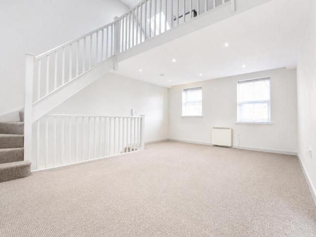 House for rent in Navestock Side, Essex