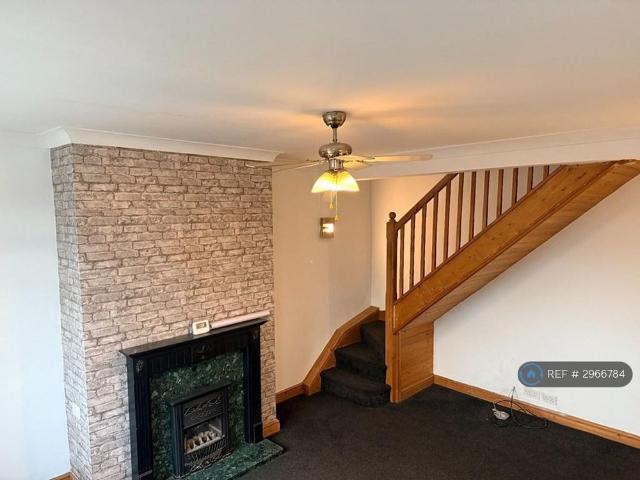 House for rent in Crofton, West Yorkshire