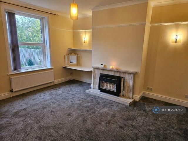House for rent in Salford, Kirklees