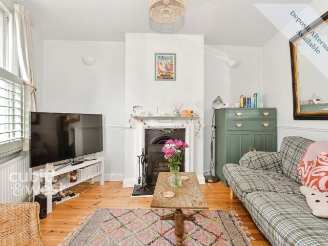House for rent in Pachesham Park, Surrey