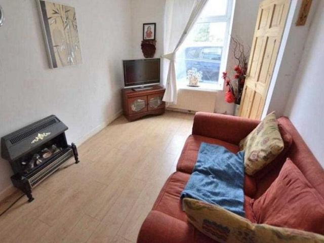 House for rent in Robertstown, Trecynon