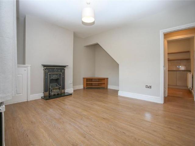 House for rent in Ewens Farm, Golden Valley