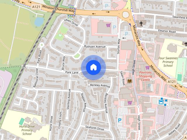 Townhouse for rent in Broxbourne, Hertfordshire