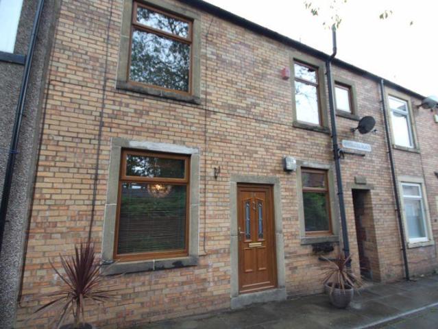 House for rent in Burnedge, Greater Manchester