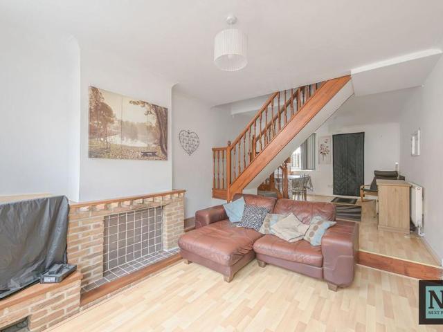 House for rent in Gun Hill, Warwickshire