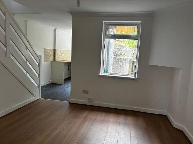 House for rent in Llangennech, Wales