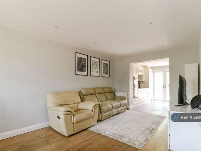 House for rent in Churchgate, Broxbourne