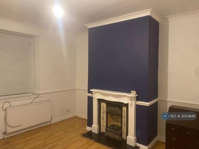 House for rent in Buckley Wells, Bury