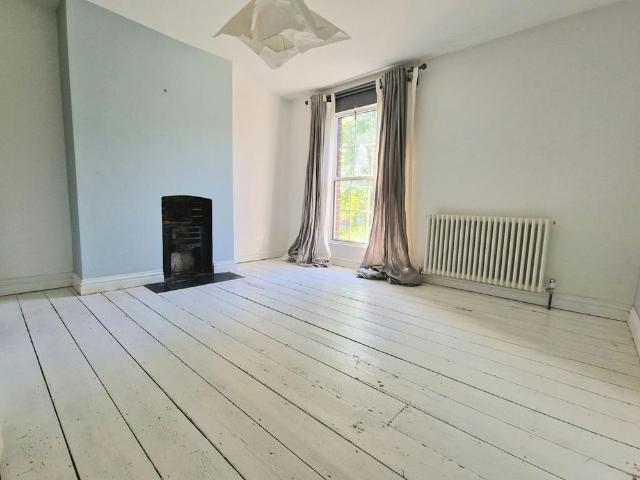 House for rent in Fole, Surrey