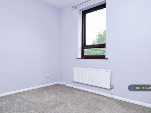 House for rent in Foxhayes, Watergate