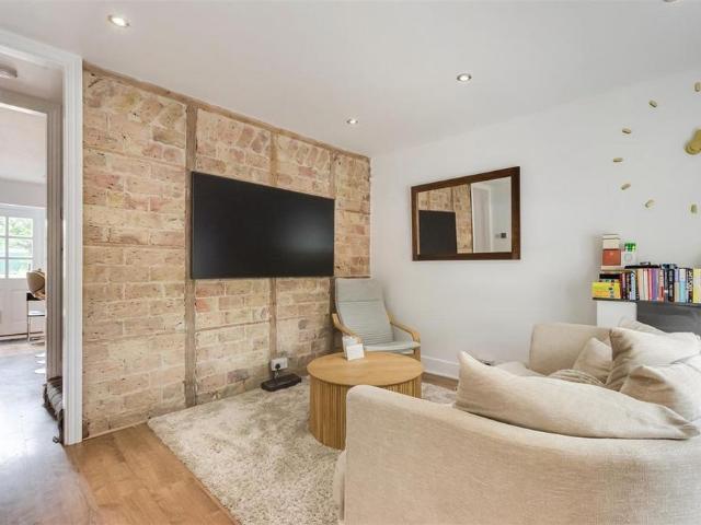 House for rent in Green Street Green, Greater London