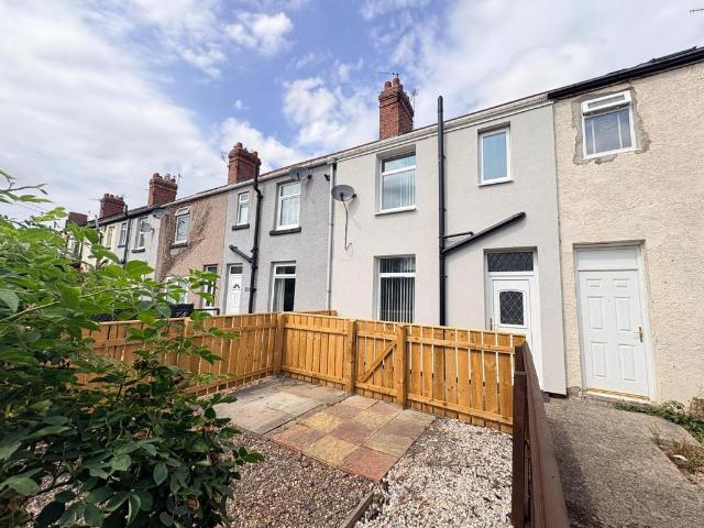 House for rent in Esh