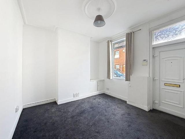 House for rent in Wolstanton, Newcastle-under-Lyme