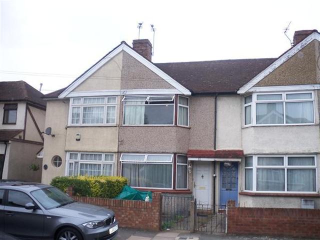 House for rent in London Borough of Hounslow, Hanworth