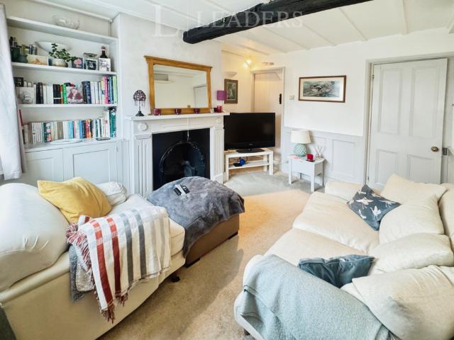 House for rent in Castle Green, Green Close